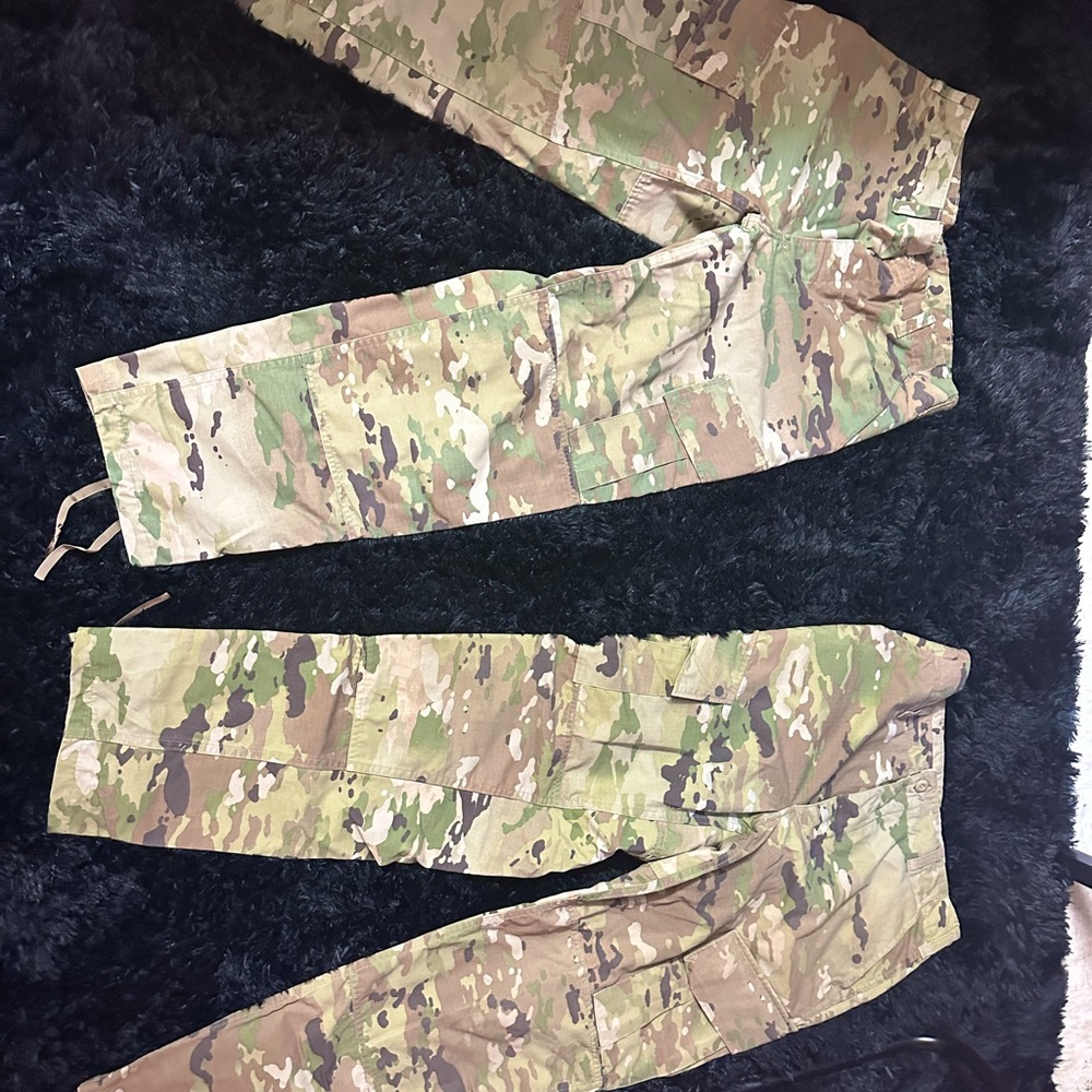 2 sets of ACU Top and Bottom